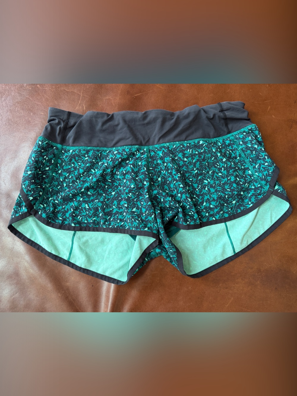 lululemon athletica Teal Black Floral Women’s ' Athletic Shorts